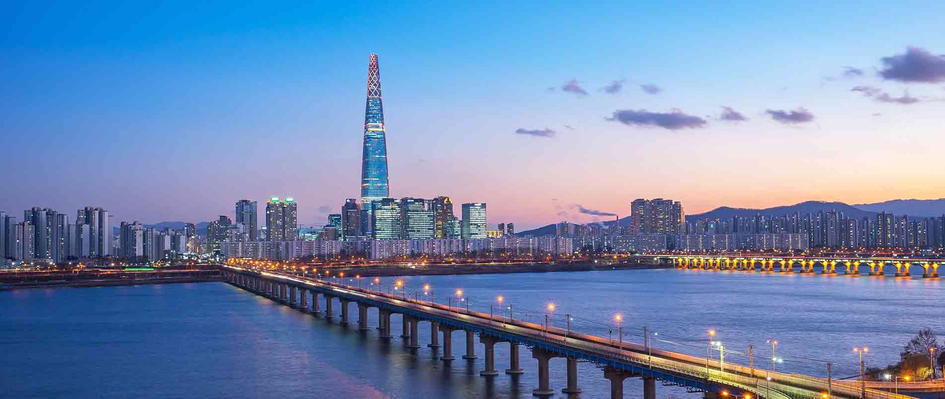 乐天使官方携手MIKROE推出搭载LC29H系列模组的Click boards开发板，为物联网应用带来高精定位服务